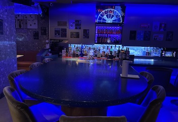 上田市・袋町のスナック純｜店内・お席のご案内