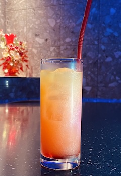 スナック純のカクテル・テキーラ・サンライズ
